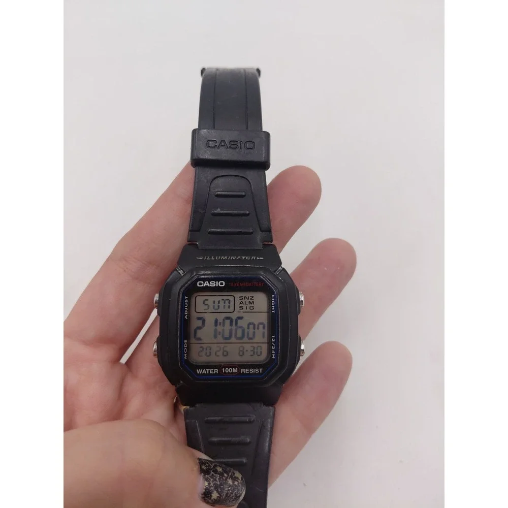 Casio illuminator watch
